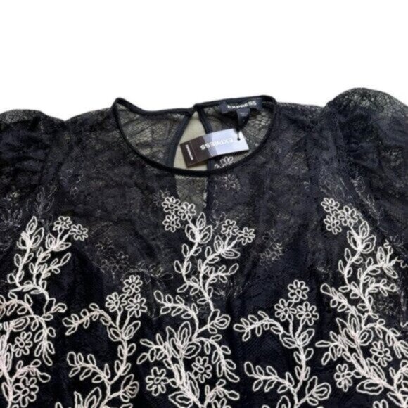 NWT Express Black Lace with White Embroidering Fancy Dressy Party Blouse Small - Picture 6 of 10